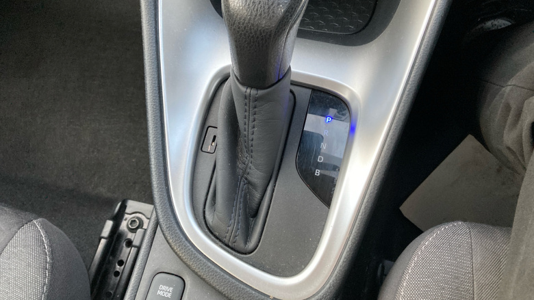 Toyota Yaris 1.5 Hybrid Icon 5dr CVT Hybrid Hatchback